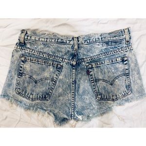 Vintage Acid Wash Destroyed Levi’s Shorts